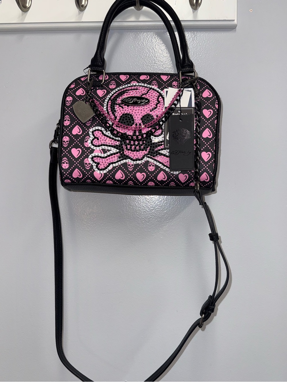 Ed Hardy Black & Pink Skull Satchel with Chain & Studded with matching wallet - Picture 2 of 14